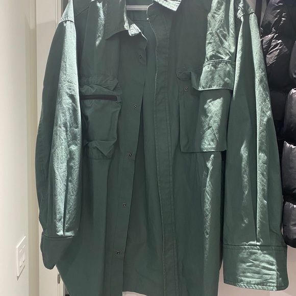 Tna BEL AIR BUTTON UP - Picture 4 of 4